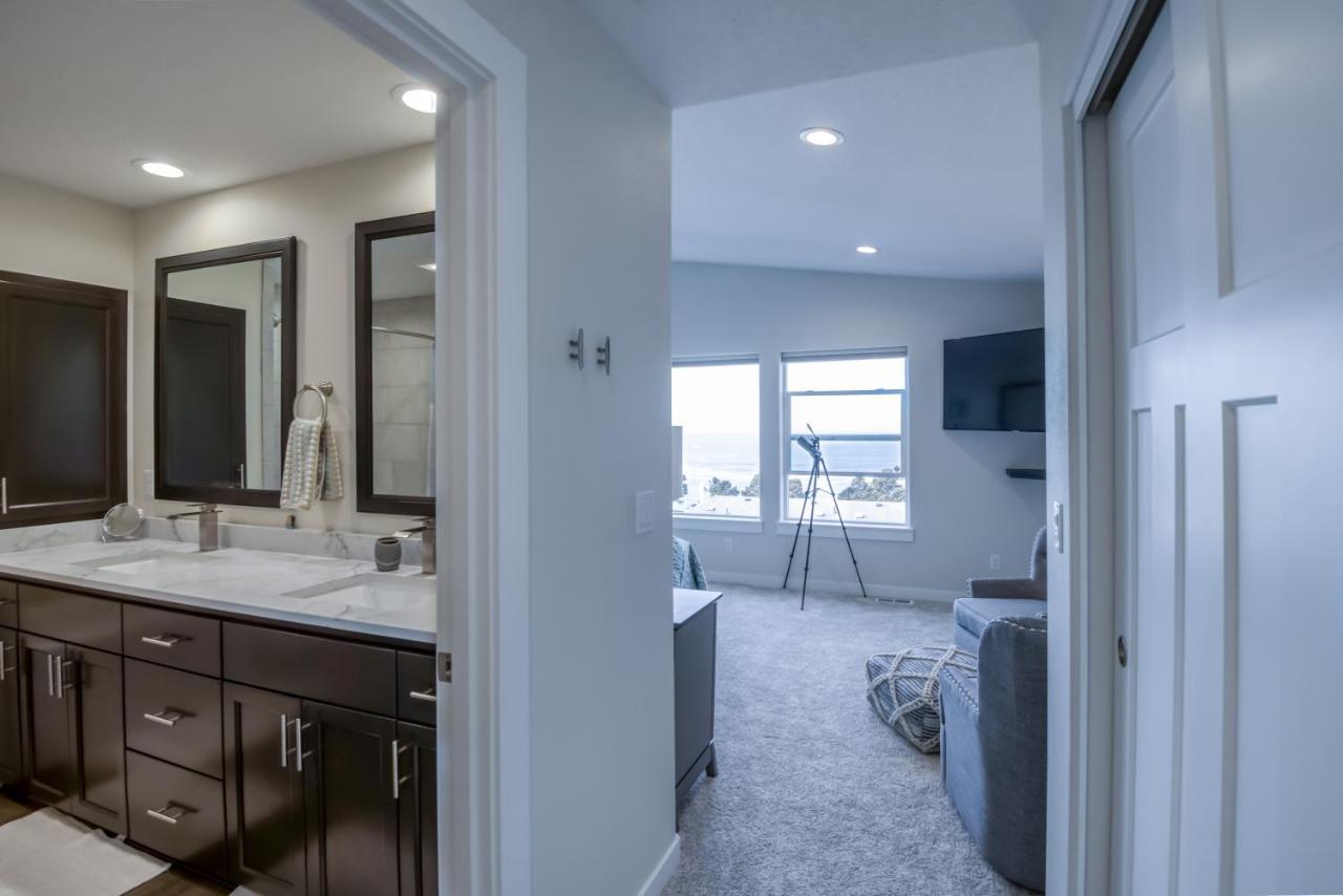 Oceanview Townhome - Pet Friendly - Sleeps 6 - King Depoe Bay Exteriör bild